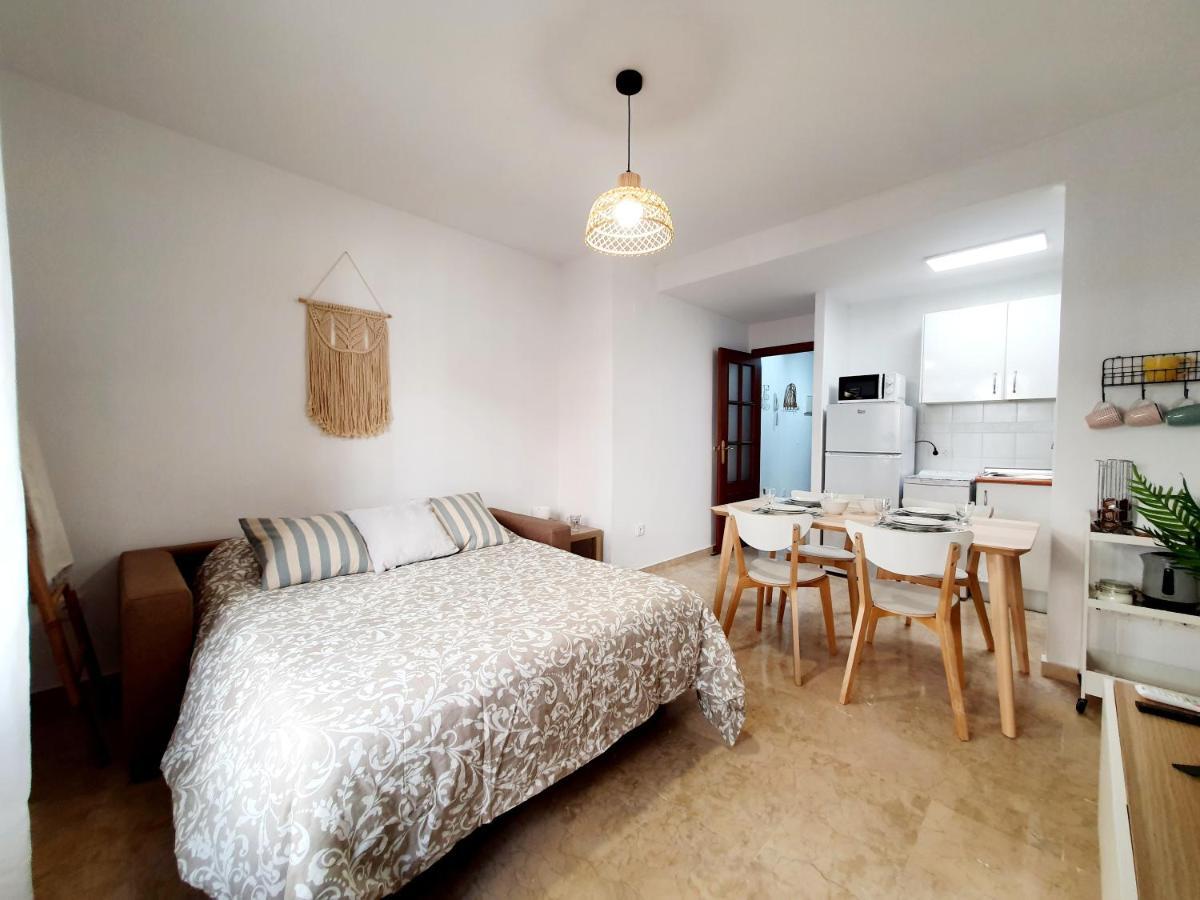 Spanish Home Фуeнхирола Екстериор снимка